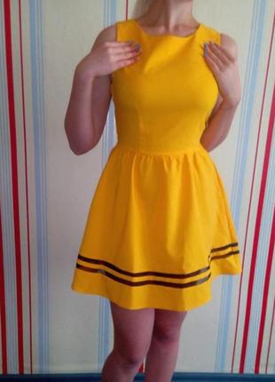 Желтое платье с вставкой2 фото