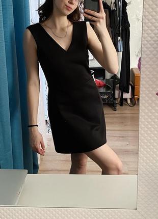 Маленькое черное платье от mango платье черное мини с вырезом на спине xs s6 фото
