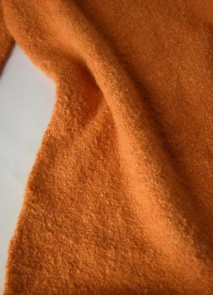 Оранжевое теплое платье с открытыми плечами h&amp;m s2 фото
