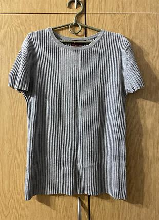 Футболка в рубчик