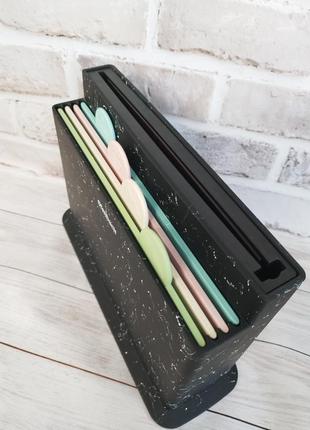 Набор разделочных досок ofenbach black marble на горизонтальной подставке для ножей...