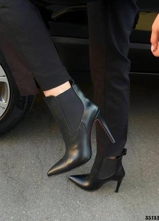 Ботильоны деми демисезонные черные на высоком каблуке заколках 35133