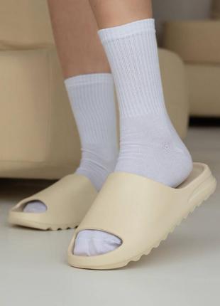 Шлепанцы женские бежевые пена лето yeezy 104442