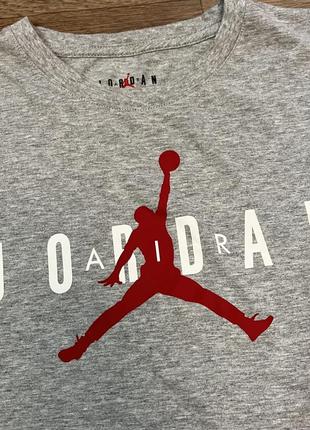 Стильна футболка nike air jordan оригінал в ідеальному стані без нюансів джордон розмір с/м3 фото