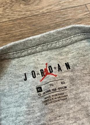 Стильная футболка nike air jordan оригинал в идеальном состоянии без нюансов джордон размер с/м8 фото