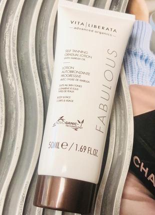 Оригінал лосьйону для поступової засмаги vita liberata untinted fabulous
