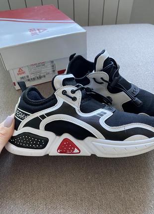 Кросівки peak 34 p