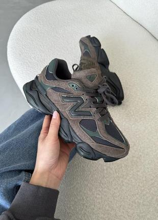 Чоловічі кросівки new balance 9060 brown/dark green