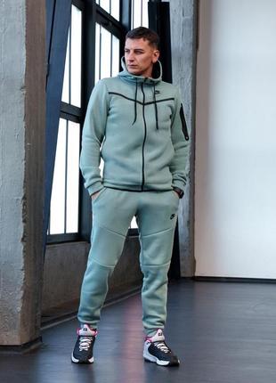 Спортивный костюм nike