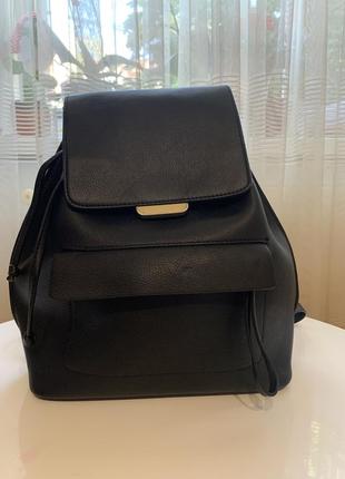 Женский кожаный рюкзак zara