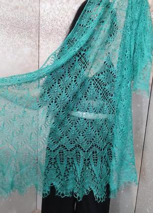 Ажурная вязаная шаль из мериноса и шелка