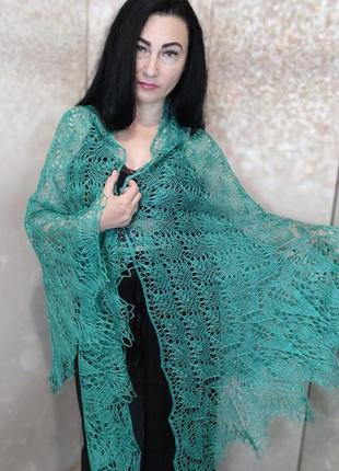 Ажурная вязаная шаль из мериноса и шелка