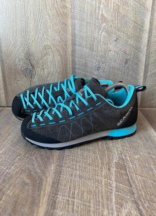 Треккинговые кроссовки scarpa 37/23,5см