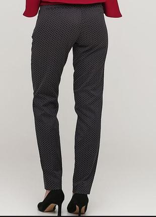 Жакардовые штаны из ацетата и стрейча  италия blukey p. xs, s, m пот 38 см***2 фото