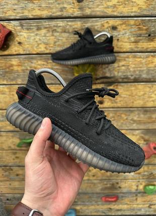 Кроссовки adidas yeezy boost