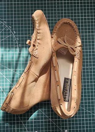 Туфлі замшеві на платформі