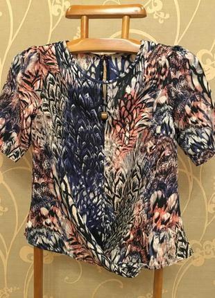 Дуже красива та стильна брендова блузка.