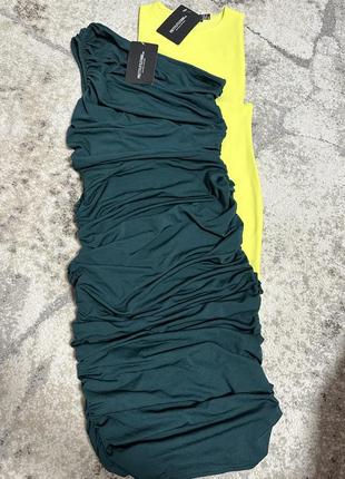 Платье на одно плечо pretty little thing