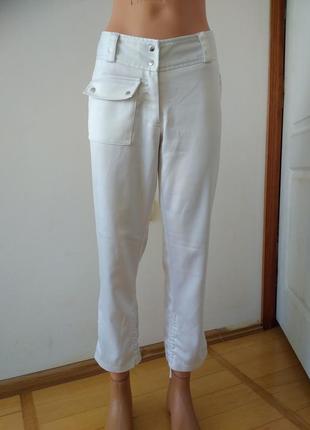 Брюки белые
