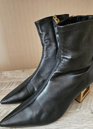 Ботильони givenchy оригінал