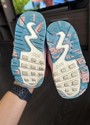 Кроссовки nike 4