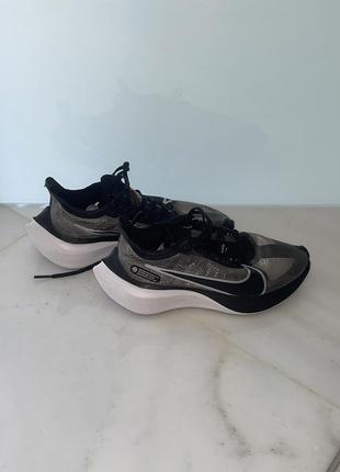 Nike zoom gravity кросівки2 фото