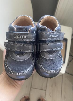 Кроссовочки geox 19 размер