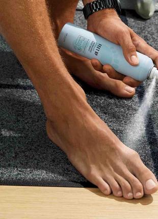 Освежающий cпрей-дезодорант для ног feet up everyday2 фото