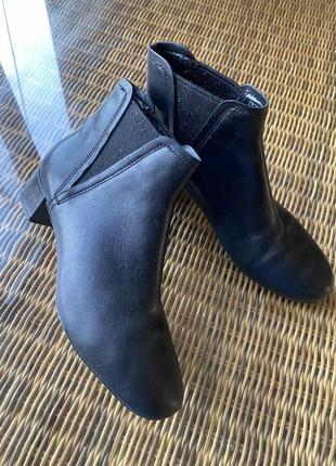 Шкіряні черевики clarks оригінал