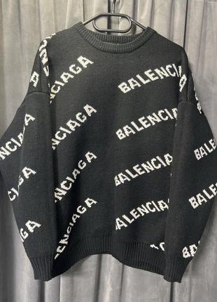 Светр balenciaga в лого