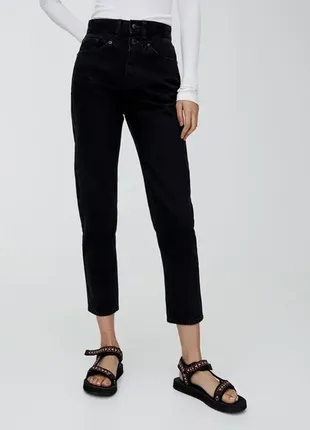 Классные черные джинсы с кокеткой mom pull&bear, размер 36.7 фото