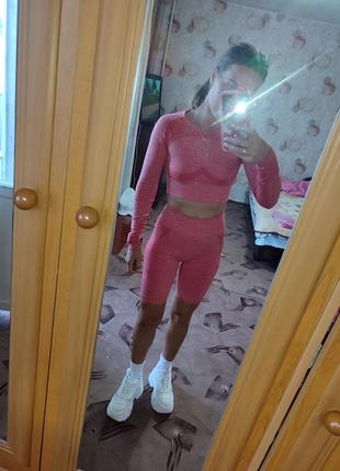 Фитнес костюм