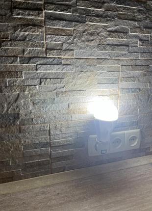 Лампочка з акумулятором лампа аварійна 15 вват до 4 годин светодіодна лампочка с...