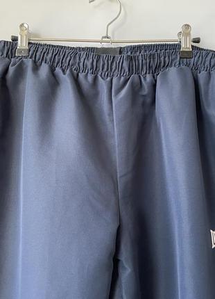 Мужские спортивные штаны lonsdale синего цвета.4 фото