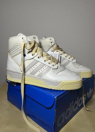 Кроссовки adidas ninos skating shoes