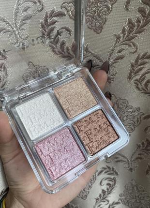 Палетка хайлайтеров в стиле dior