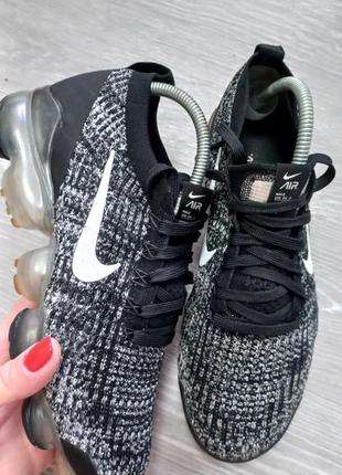 Фірмові кросівки nike vapormax