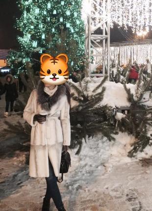 Продам натуральную шубу из бобра