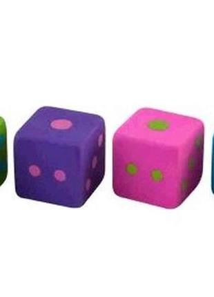 Ластики fun cube 20х20х20мм в боксі 24шт zb.5460 тм zibi