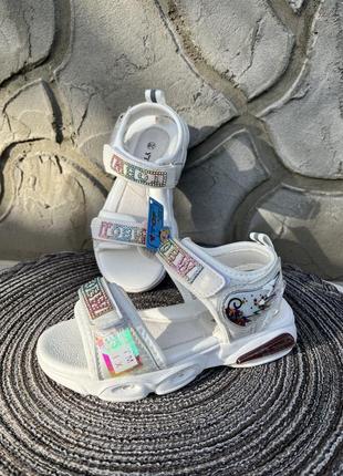 Босоніжки для дівчинки