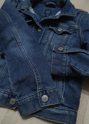Брендовая джинсовка gap, джинсовая куртка gap на 10-11 лет7 фото