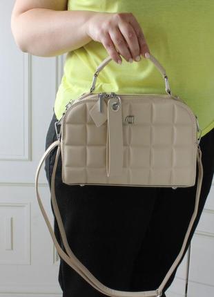 Женский шикарный и качественный рюкзак сумка для девушек бежевая3 фото