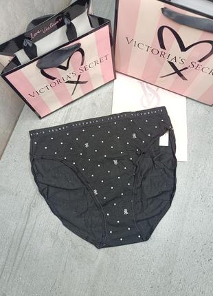 трусики между ног 