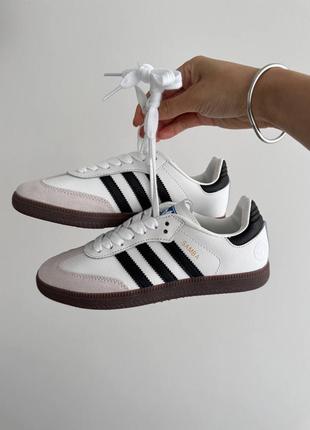 Кроссовки спортивные в стиле adidas samba white / black gum premium