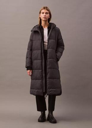 Длинный пуфер куртка пальто calvin klein