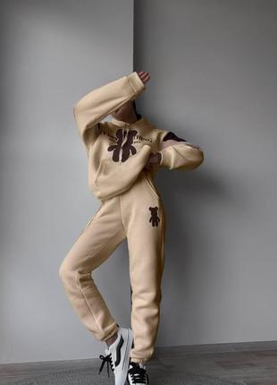 Спортивний костюм