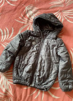 Серая куртка курточка на мальчика 3-4рр