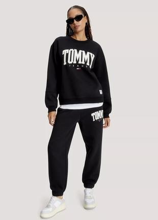 Костюм женский от известного бренда Tommy hilfiger оригинал