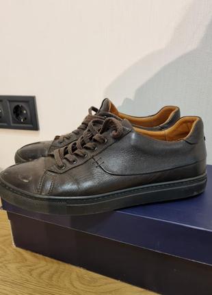 Мужские кроссовки