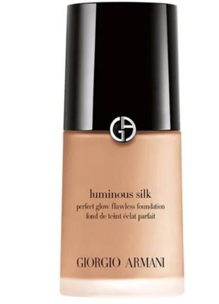 Тональний крем для обличчя Giorgio armani BLAZERS Double Breasted Suits for Men silk тон 5.5 perfect glow flawless foundation. 30 ml.